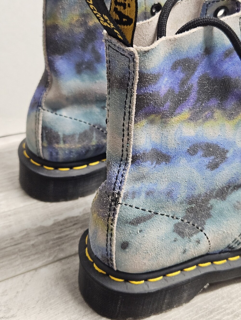 Dr. Martens 1460 Pascal Blue Summer Tie Dye Tumbled Size 5 Punk Bikercore - Picture 6 of 12